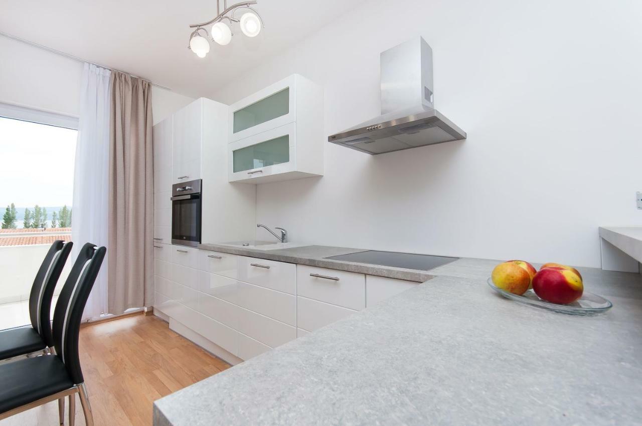 Apartman Mira- אומיס מראה חיצוני תמונה